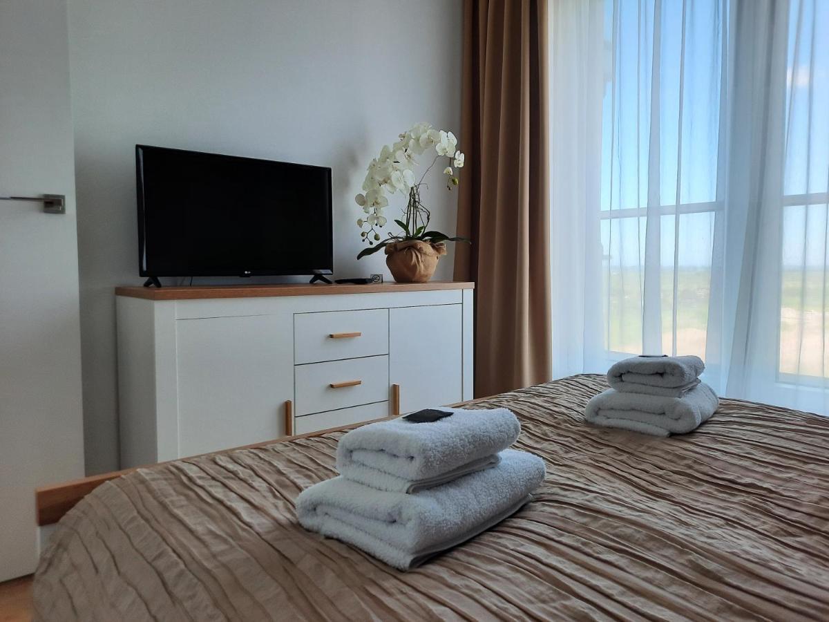 Aqua Apartments Sunset Reda Luaran gambar